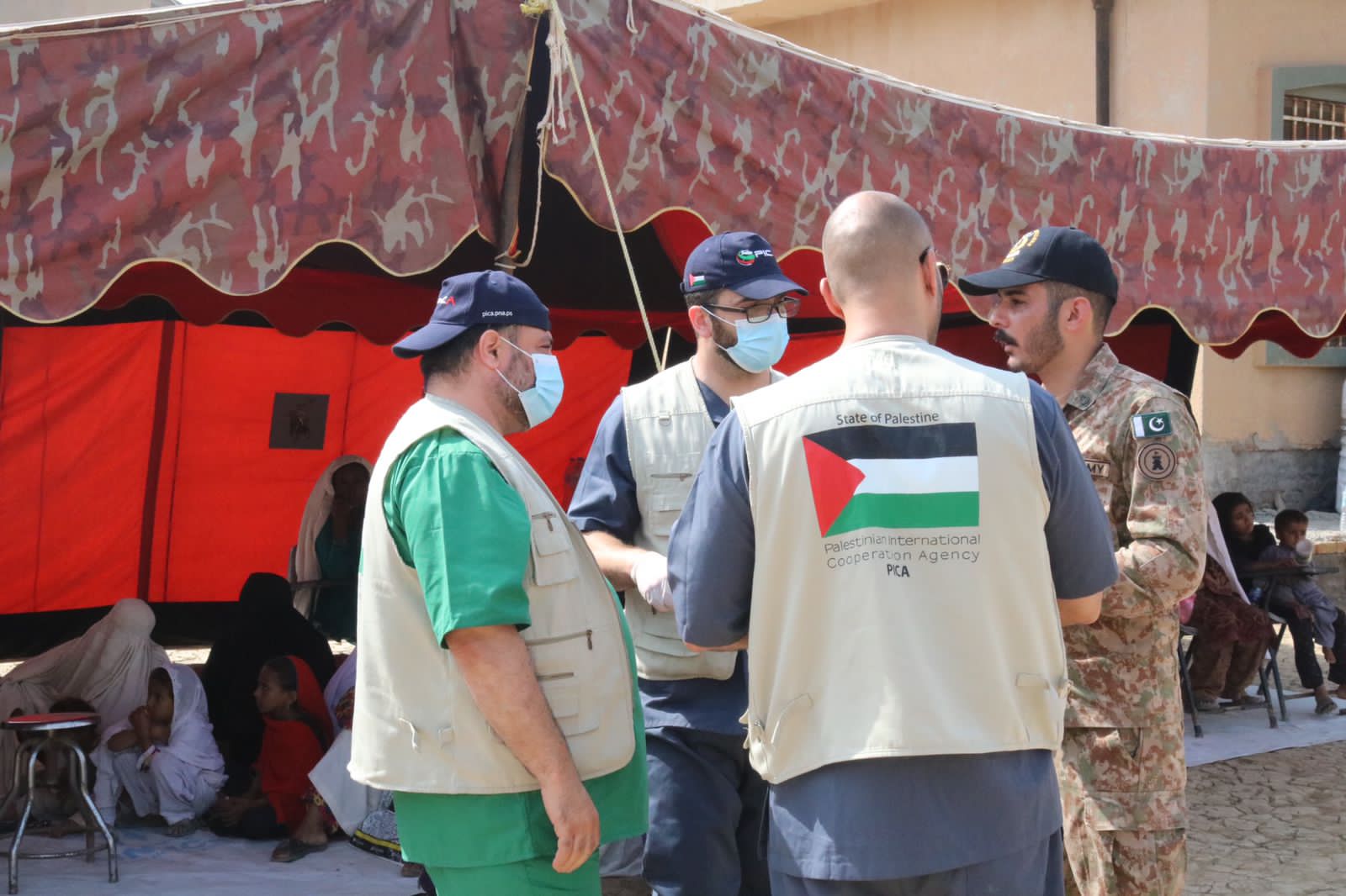 PALESTINIAN AID TEAM ARRIVES IN FLOODS-DEVASTATED PAKISTAN TO HELP IN THE RELIEF EFFORTS